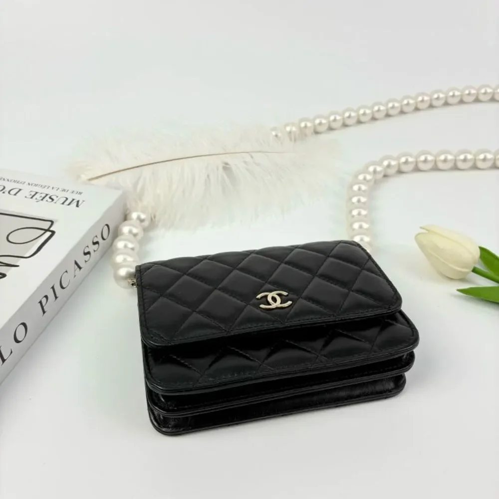 CHANEL brand color